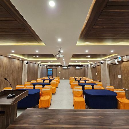 Hotel Starway Balasore Ngoại thất bức ảnh